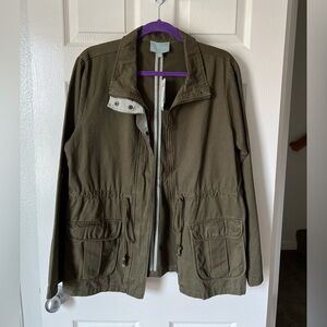 Skies are blue jacket in olive color. Size large. NWT. Adjustable sleeve.